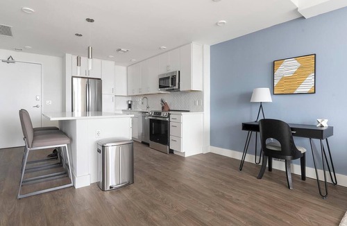 East Naples Apartment | Landing | Beautiful 1BD, Pool