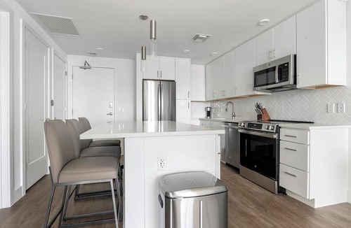 East Naples Apartment | Landing | Beautiful 1BD, Pool