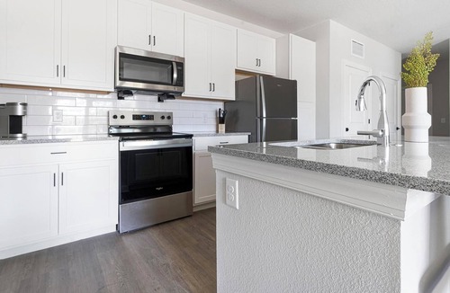 Fort Myers Apartment | Landing | Beautiful 1BD, Pool