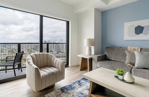 Overtown Apartment | Landing | Beautiful 2BD, Pool
