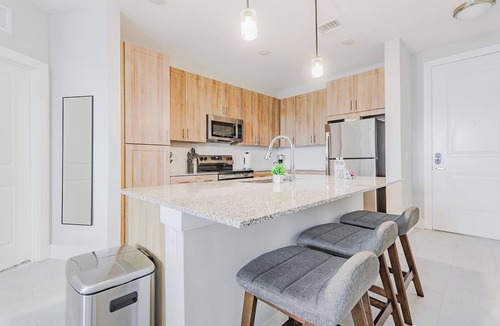 Interchange Square Apartment | Landing | Beautiful 2BD, Gym, Clubhouse