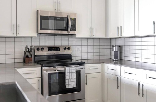 Sun City Center Apartment | Landing | Chic 1BD, Gym