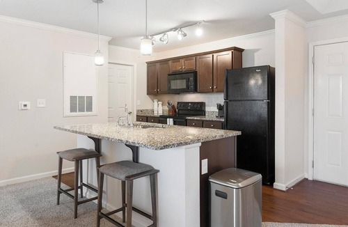 Conestee Apartment | Landing | Chic 1BD, Courtyard, Gym