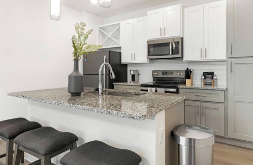 Lake Wales Apartment | Landing | Chic 1BD, Game Room