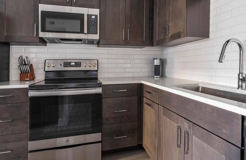 Fort Myers River District Apartment | Landing | Chic 1BD, Gym, Yoga Studio