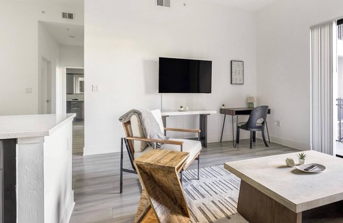 Fort Myers River District Apartment | Landing | Chic 1BD, Gym, Yoga Studio