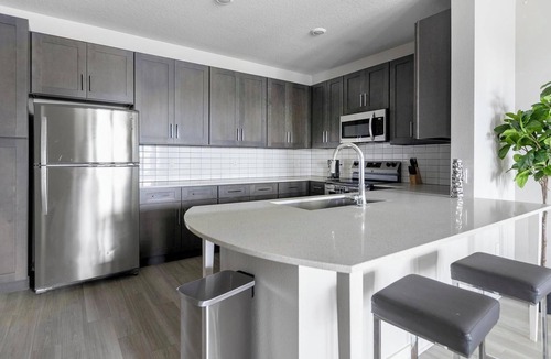 Sun City Center Apartment | Landing | Chic 2BD, Gym