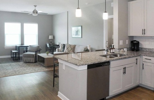 Fort Myers Apartment | Landing | Chic 2BD, Gym, Pool