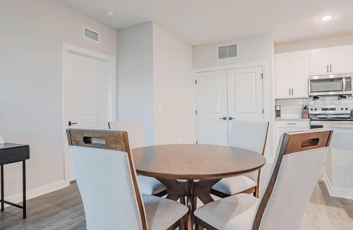 Fort Myers Apartment | Landing | Chic 2BD, Pool