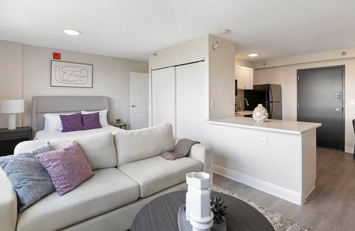St. Petersburg Apartment | Landing | Incredible Studio, Courtyard, Gym