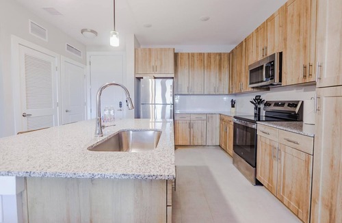 Interchange Square Apartment | Landing | Incredible 1BD, Pool, Gym