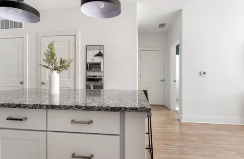 Laurel Apartment | Landing | Incredible 2BD, Clubhouse, Gym