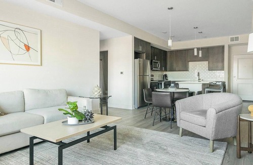 Palmetto Apartment | Landing | Incredible 2BD, Pool, Yoga Studio