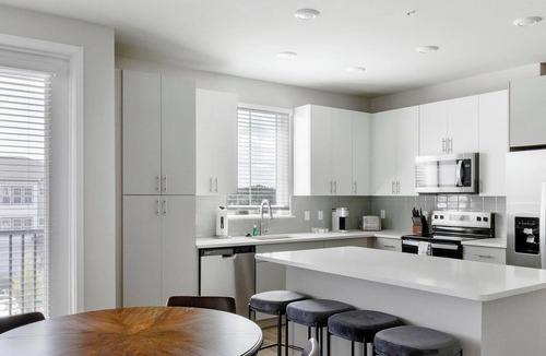 Wimauma Apartment | Landing | Incredible 2BD, Gym, Clubhouse