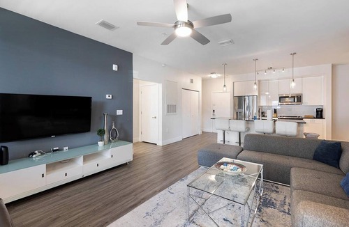 Port Tampa City Apartment | Landing | Incredible 3BD, Gym, Pool