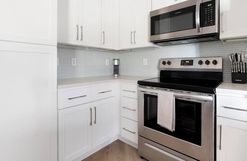 Rural Estates Apartment | Landing | Modern 1BD, Clubhouse, Courtyard