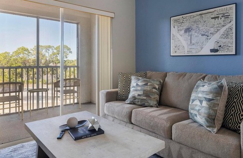 North Port Apartment | Landing | Modern 1BD, Gym, Tennis Court