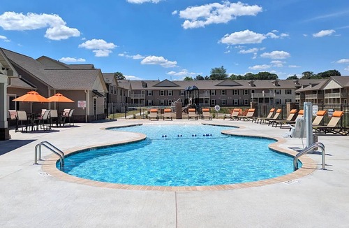 Lyman Apartment | Landing | Modern 1BD, Gym, Clubhouse