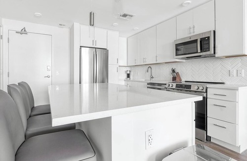 East Naples Apartment | Landing | Modern 1BD, Pool