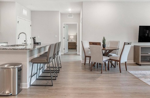 Port Malabar Apartment | Landing | Modern 2BD, Pool, Gym