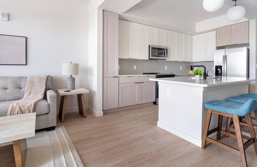 Fort Myers Apartment | Landing | Modern 1BD, Clubhouse, Gym