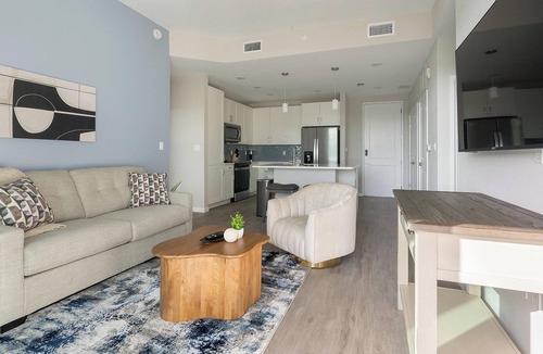 Bonita Shores Apartment | Landing | Spectacular 2BD, Yoga Studio, Gym