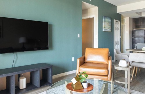 Fort Myers Apartment | Landing Spectacular 1BD Courtyard Game Room