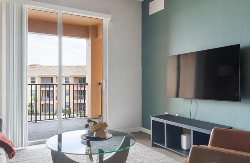 Fort Myers Apartment | Landing Spectacular 1BD Courtyard Game Room