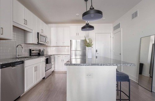 Laurel Apartment | Landing | Spectacular 1BD, Clubhouse, Gym