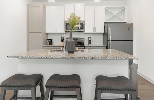 Lake Wales Apartment | Landing | Spectacular 1BD, Game Room