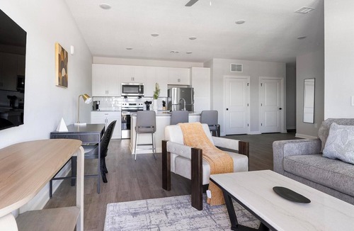 Fort Myers Apartment | Landing | Stunning 1BD, Pool