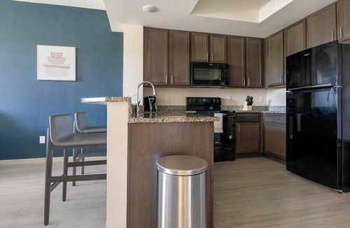 Eastwood Village Apartment | Landing | Stunning 1BD, Yoga Studio, Gym