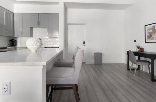 Fort Myers River District Apartment | Landing | Stunning 1BD, Gym, Rooftop Lounge