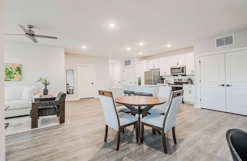 Fort Myers Apartment | Landing | Stunning 2BD, Pool