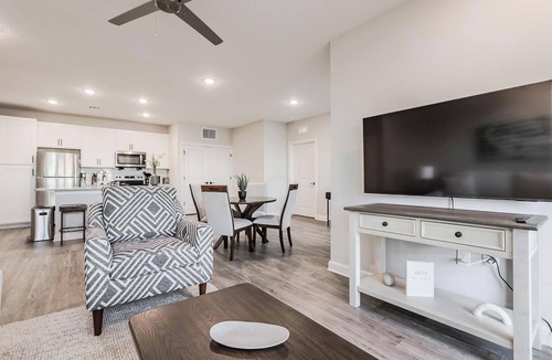 Fort Myers Apartment | Landing | Stunning 2BD, Pool