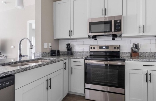 Fort Myers Apartment | Landing | Stunning 2BD, Pool, Gym