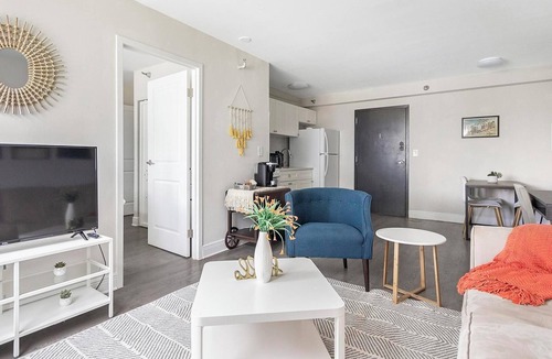St. Petersburg Apartment | Landing | Stylish 1BD, Yoga Studio, Gym
