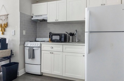 St. Petersburg Apartment | Landing | Stylish 1BD, Yoga Studio, Gym