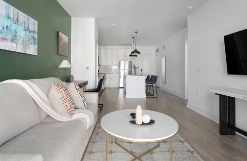 Laurel Apartment | Landing | Stylish 1BD, Clubhouse, Gym