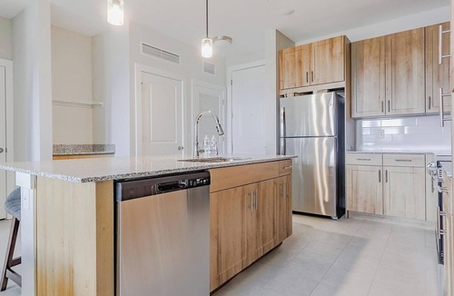 Interchange Square Apartment | Landing | Stylish 2BD, Clubhouse, Gym