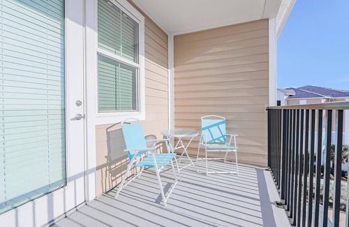 Interchange Square Apartment | Landing | Stylish 2BD, Gym, Clubhouse