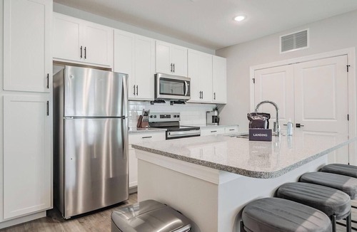 Fort Myers Apartment | Landing | Stylish 2BD, Pool