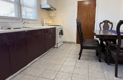 Perth Amboy Apartment | Large and private 3 bedroom and 2 bathroom apartment, separate street entrance