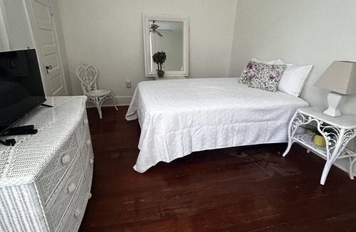 Arcadia Historic District Bed & Breakfast | Large Historic Home Near Downtown Arcadia, 6 Bedrooms