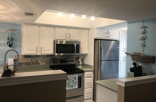 Point East Condo | Last Minute July week available due to cancellation! Best reviews on beach!