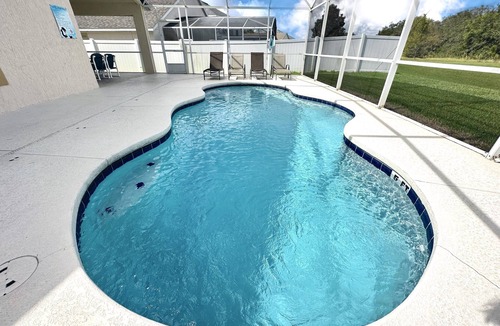 Highlands Reserve House | Lavish 4 2 pool home with massive back yard space. Lovely decor and prime location at Highlands Reserve Golf and Country Club