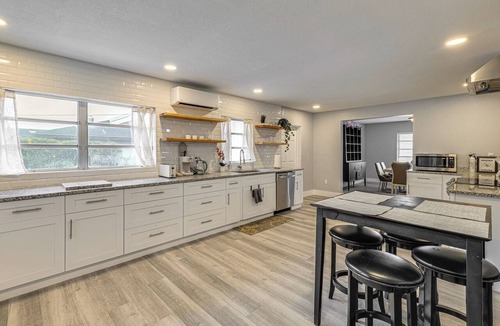 Winter Haven Cottage | Legoland & Lakes Pool Home Pet Friendly