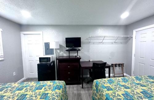 Englewood Hotel | Lemon Bay Motel