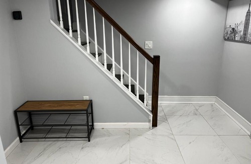 Westerleigh House | Lg2NY
