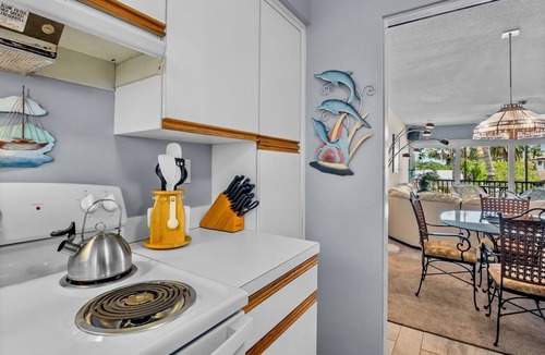 Saint Armands Key Condo | Lido Beach Oasis - Book your dream vacation today!